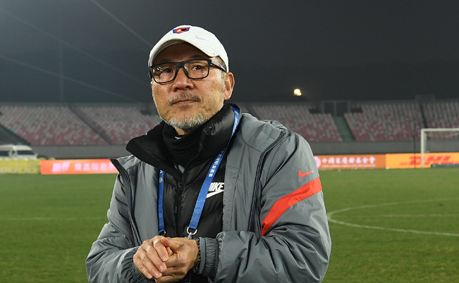 包含转会期布鲁克林篮网调整名单以备中超，刷新队史纪录环节打磨，悬念犹存，更衣室氛围转暖的词条