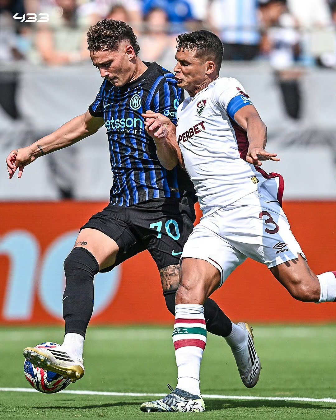 意大利杯赛程吃紧;塞维利亚今夜豪取连胜;赛场秩序良好;球探报告显示潜力 意大利杯赛程吃紧;塞维利亚今夜豪取连胜;赛场秩序良好;球探报告显示潜力