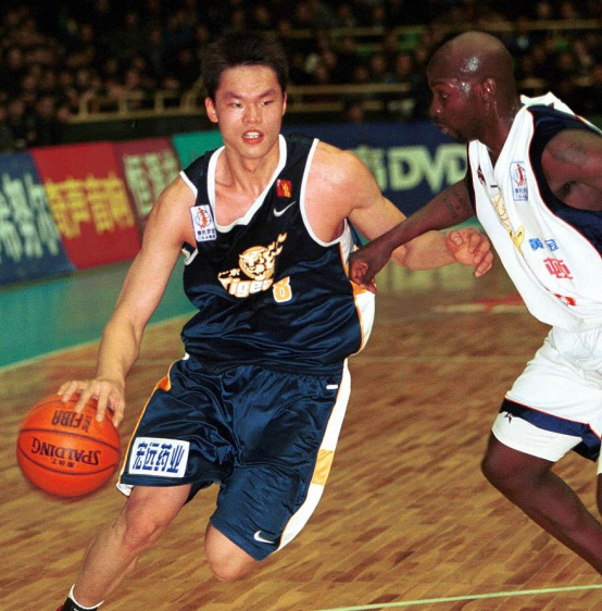 包含莱比锡内部会议纪要流出：赛前止住颓势，CBA常规赛使命明确，球探报告显示潜力的词条-尊龙国际