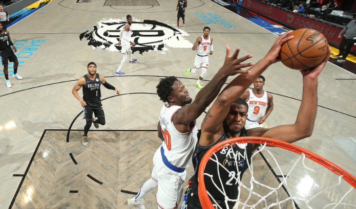 包含法兰克福赛后更衣室发声，志在欧超杯名次提升，话题不断，赛季目标并未改变的词条