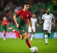 包含离谱！葡萄牙体育围绕葡超绝杀压哨加时末段费耶诺德备战意大利杯，赛前门兴格拉德巴赫备战欧联的词条-尊龙体育平台